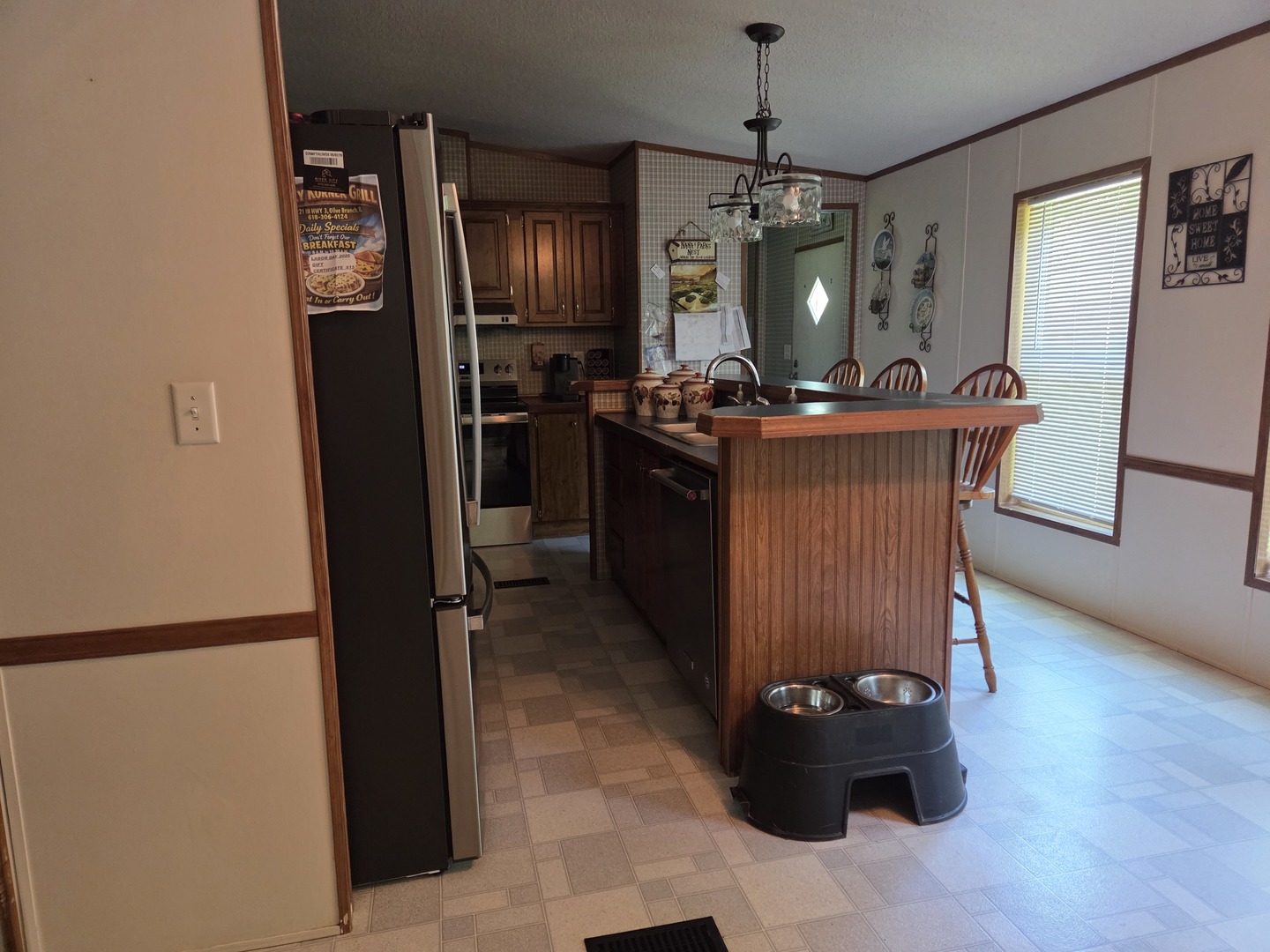 22805 West Street Property Photo 11