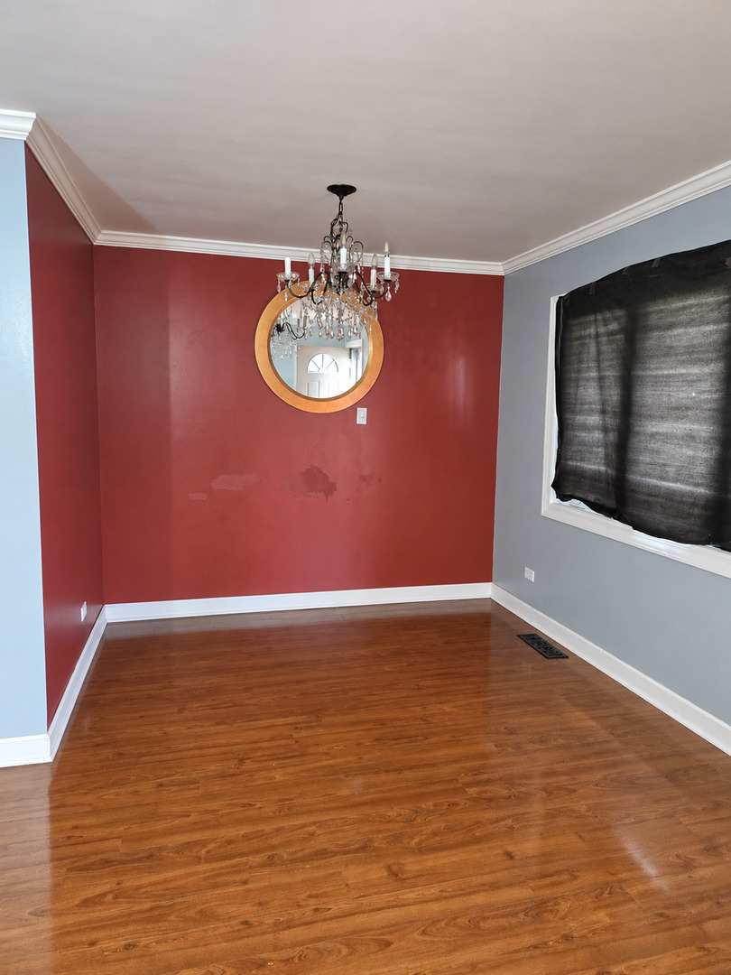 660 163rd Street Property Photo 5