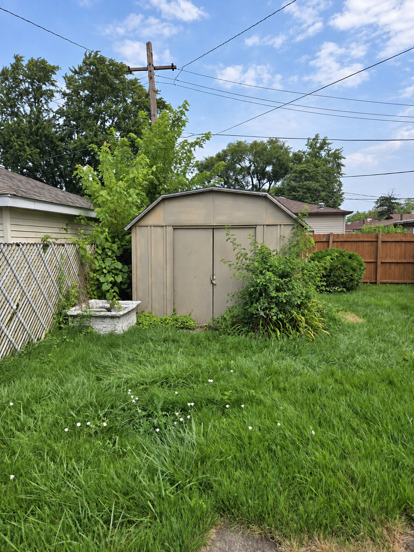 660 163rd Street Property Photo 27