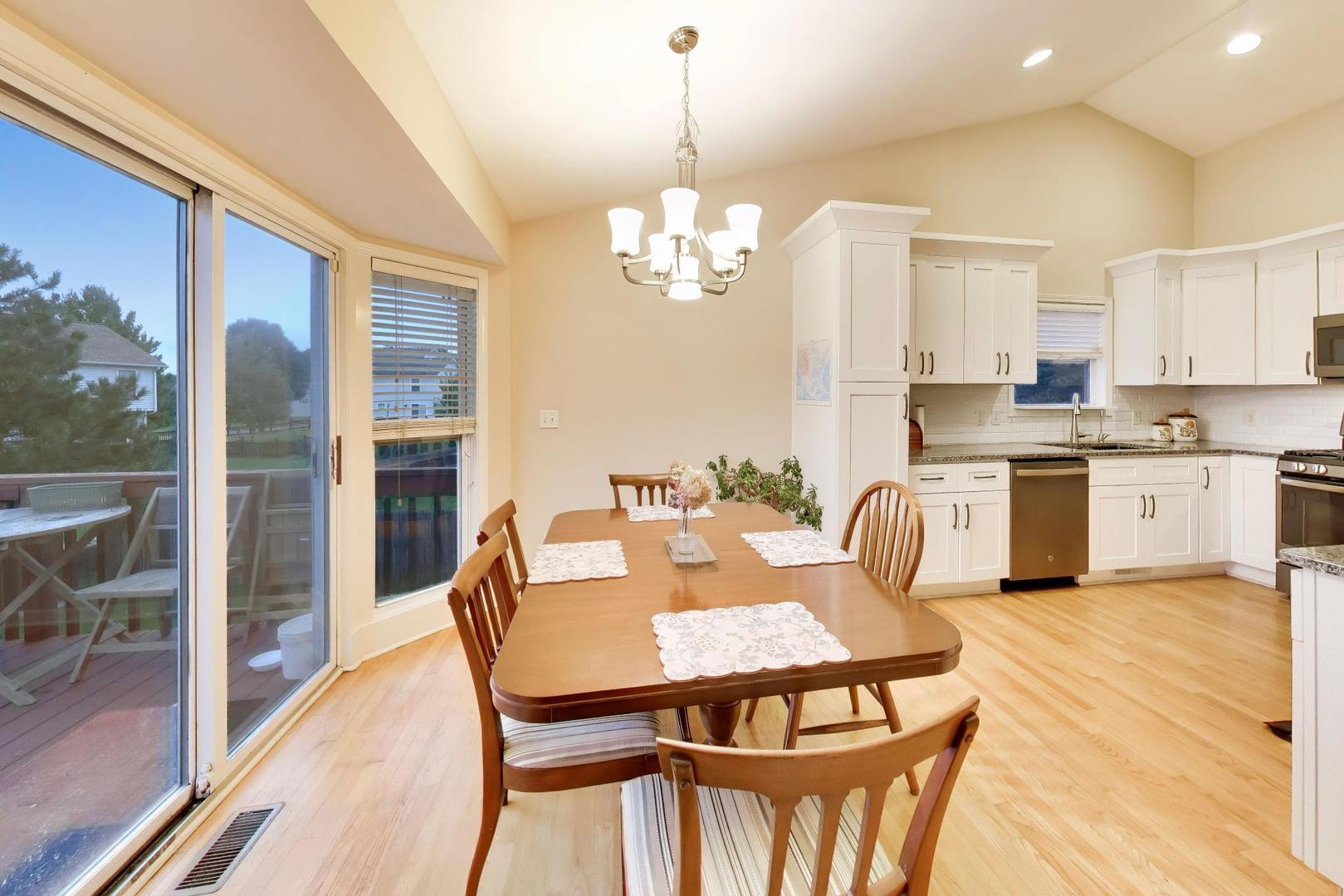 597 Turnbury Court Property Photo 9