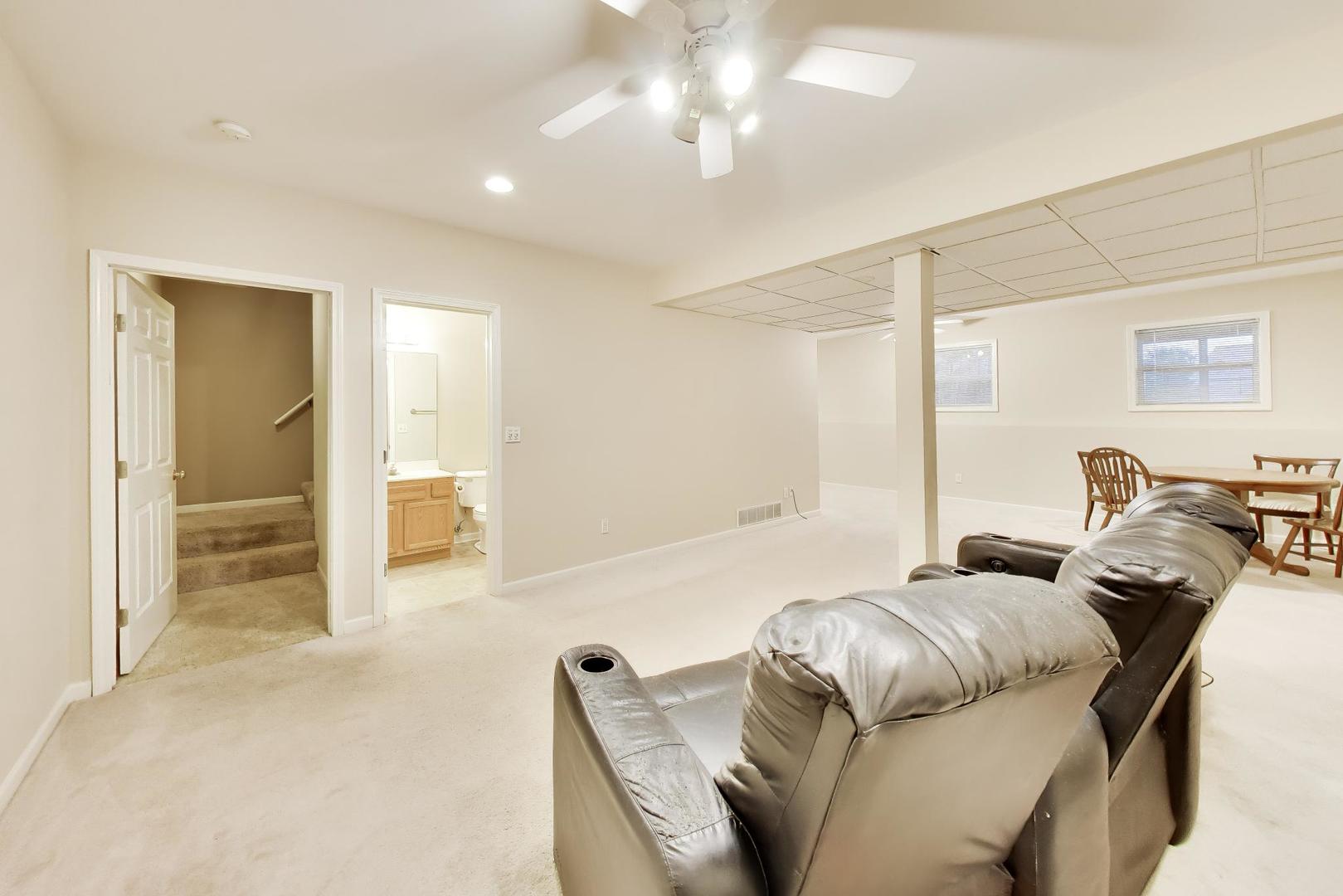 597 Turnbury Court Property Photo 24