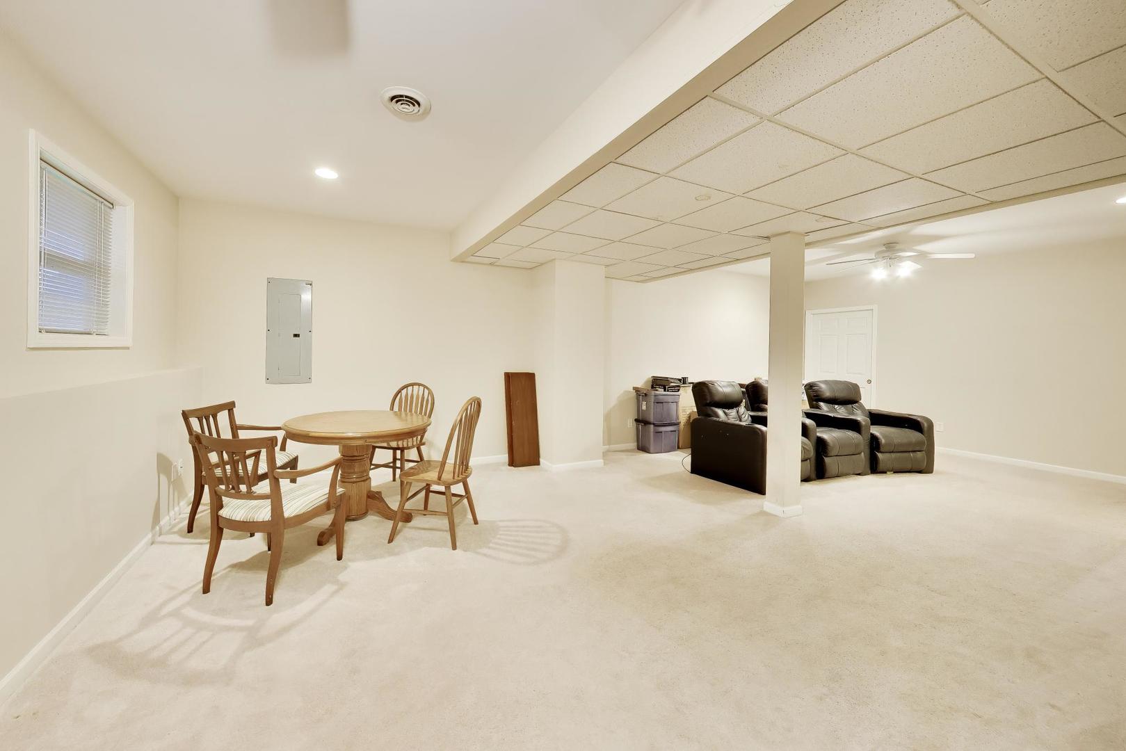 597 Turnbury Court Property Photo 26