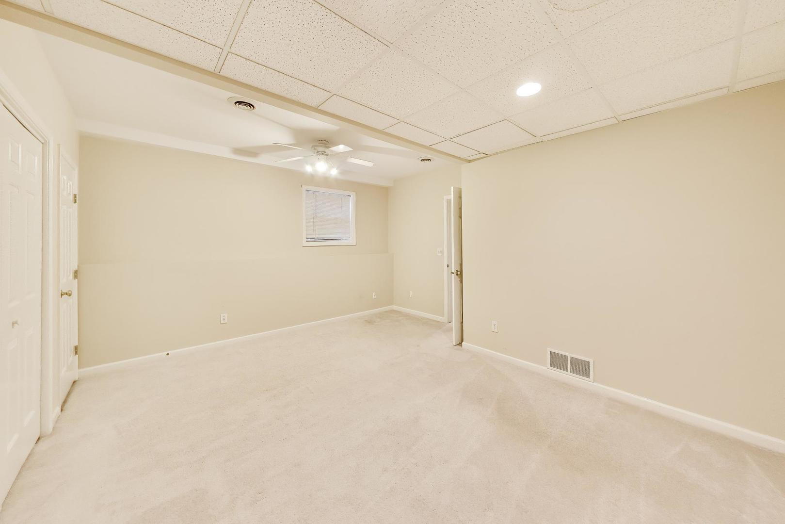 597 Turnbury Court Property Photo 31