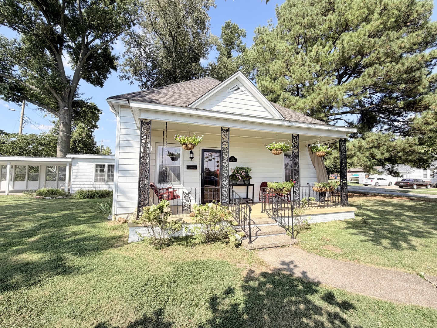 1300 Grant Street Property Photo 1