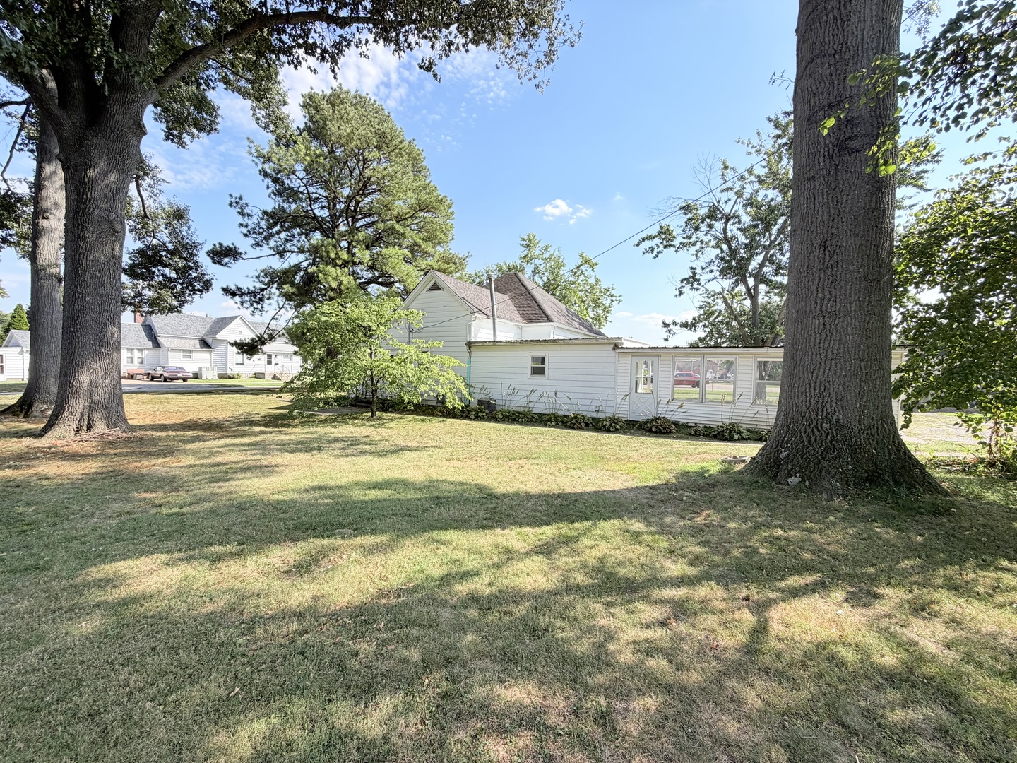 1300 Grant Street Property Photo 8