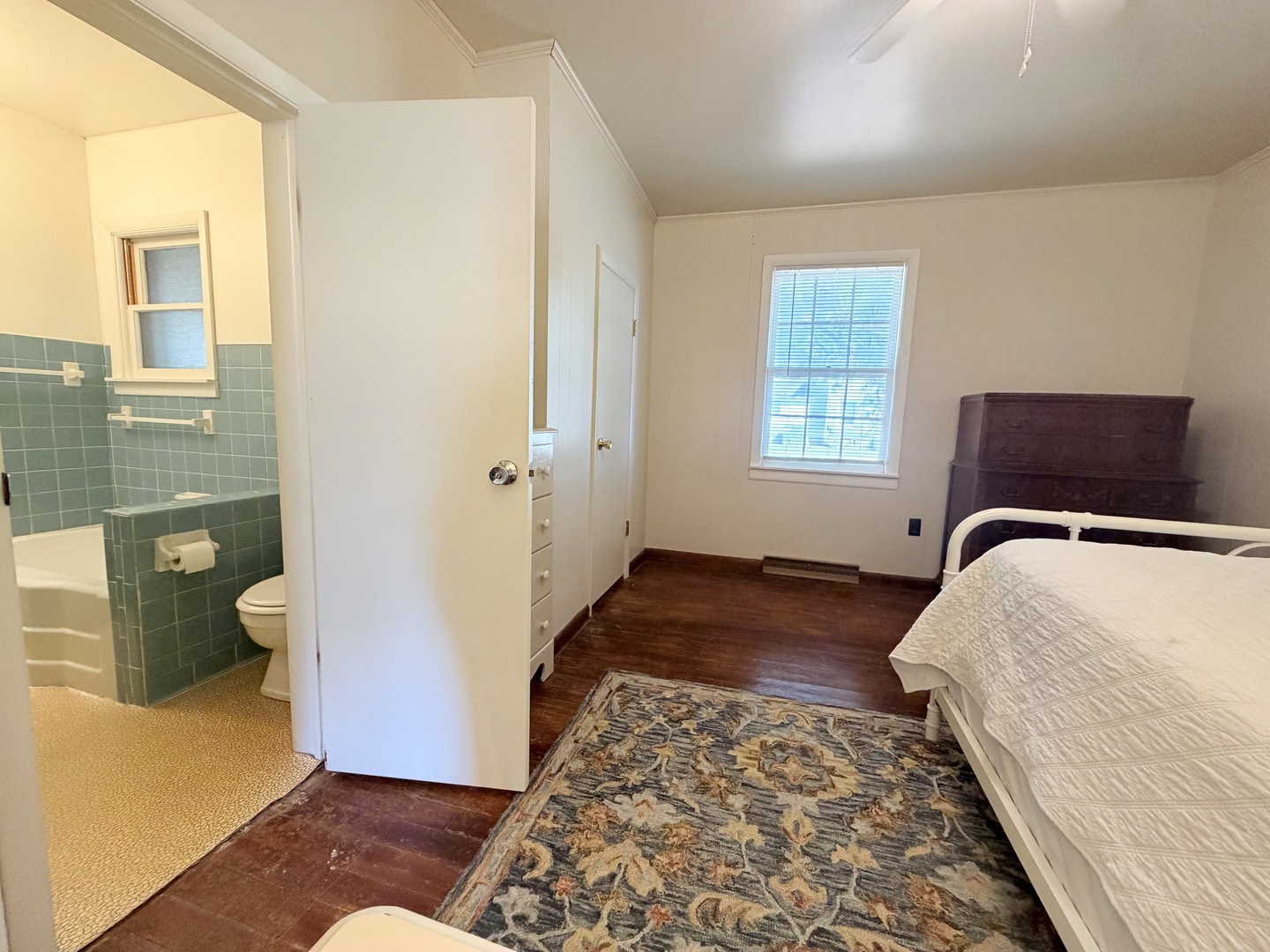 1300 Grant Street Property Photo 20