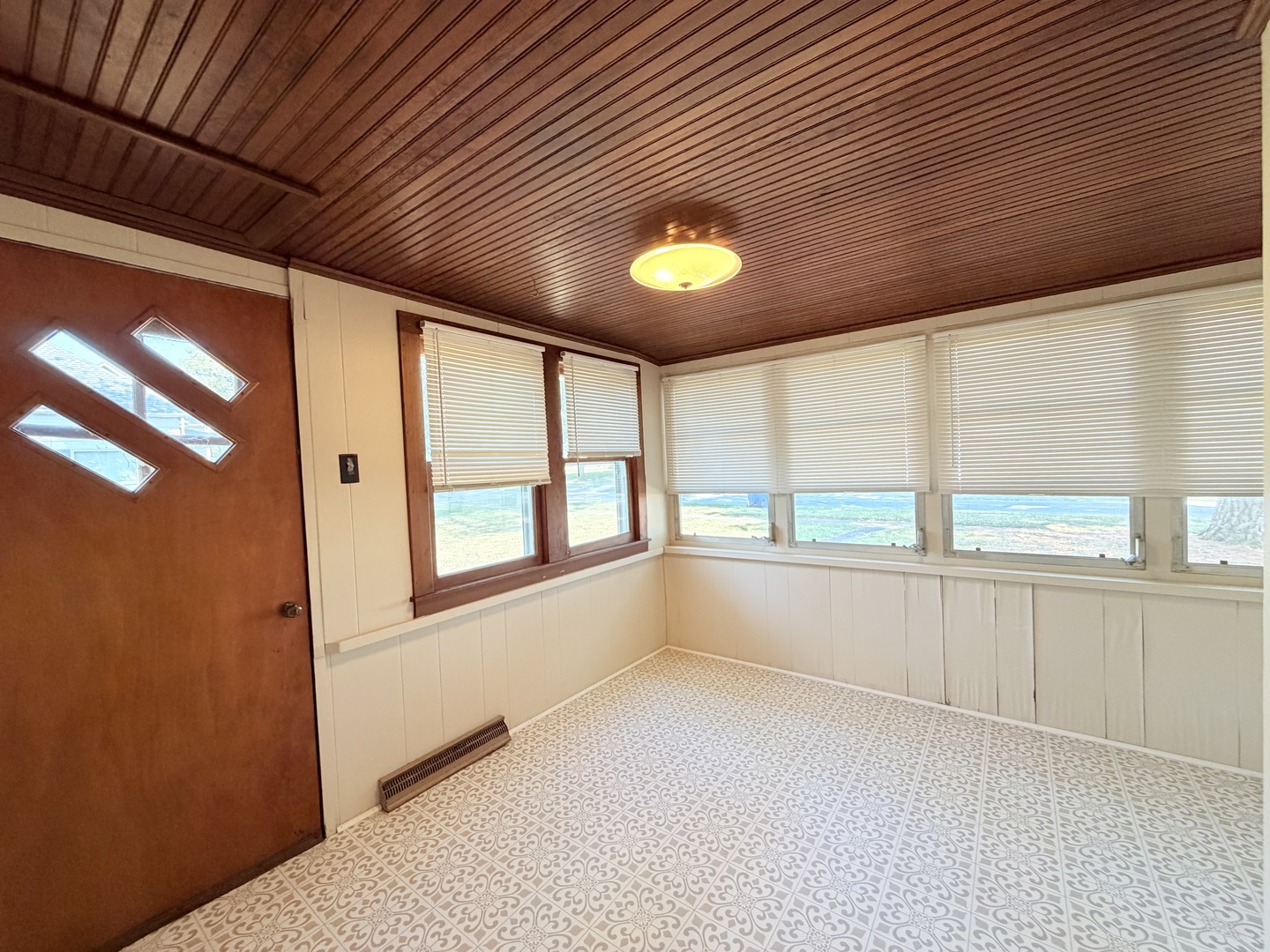 1300 Grant Street Property Photo 24