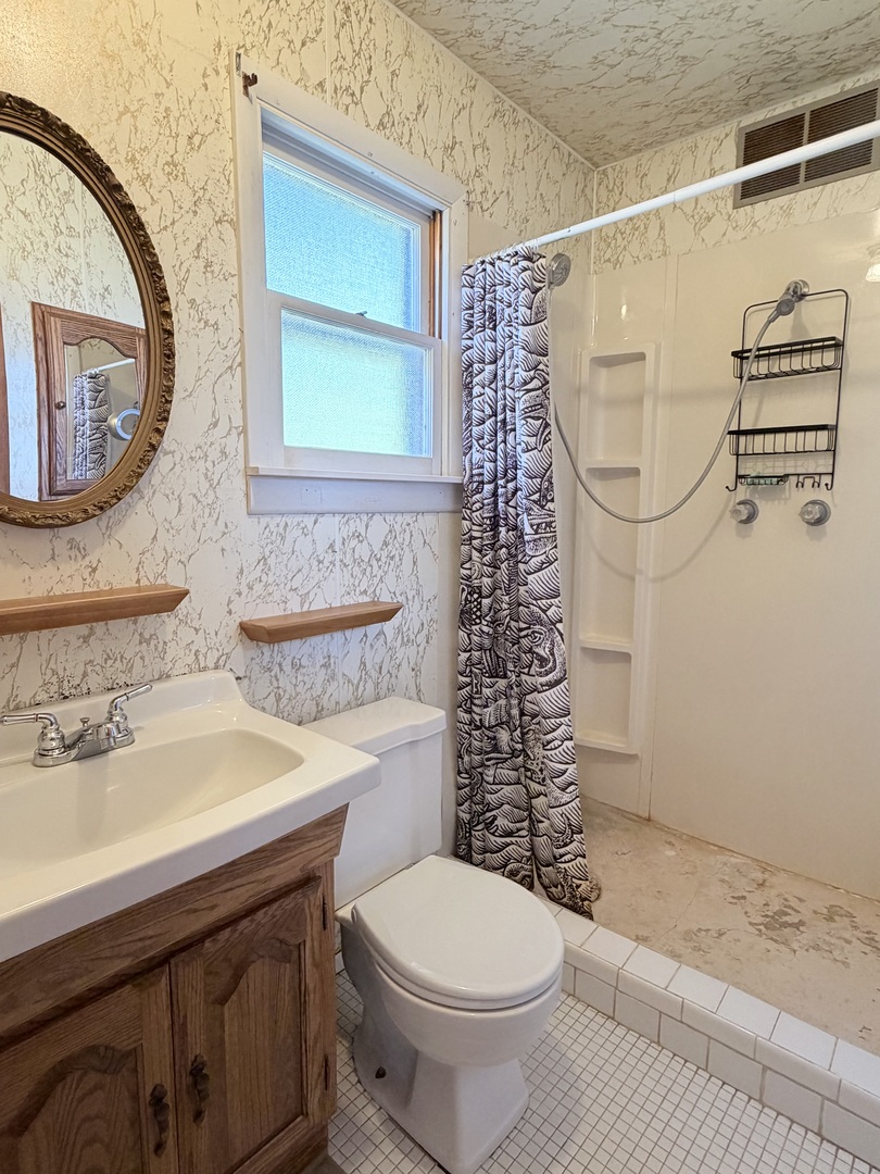 1300 Grant Street Property Photo 27