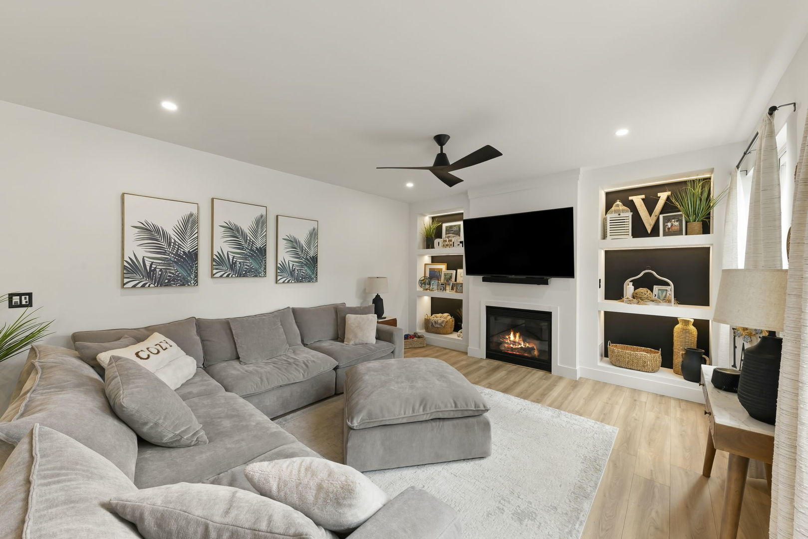 14306 General Court Property Photo 11