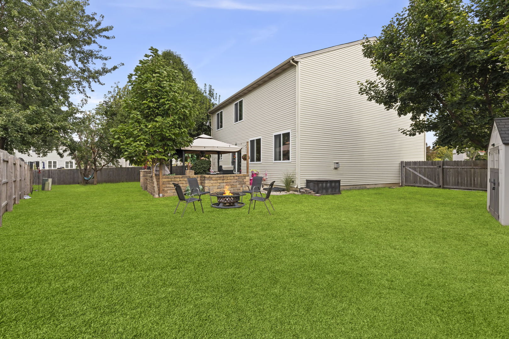 14306 General Court Property Photo 26