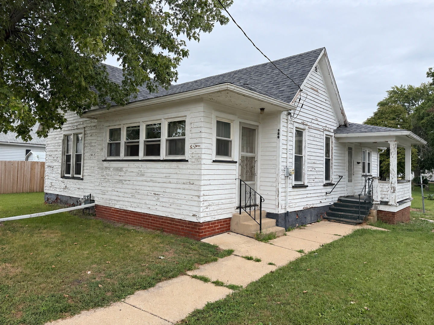 820 N Burr Street Property Photo 13