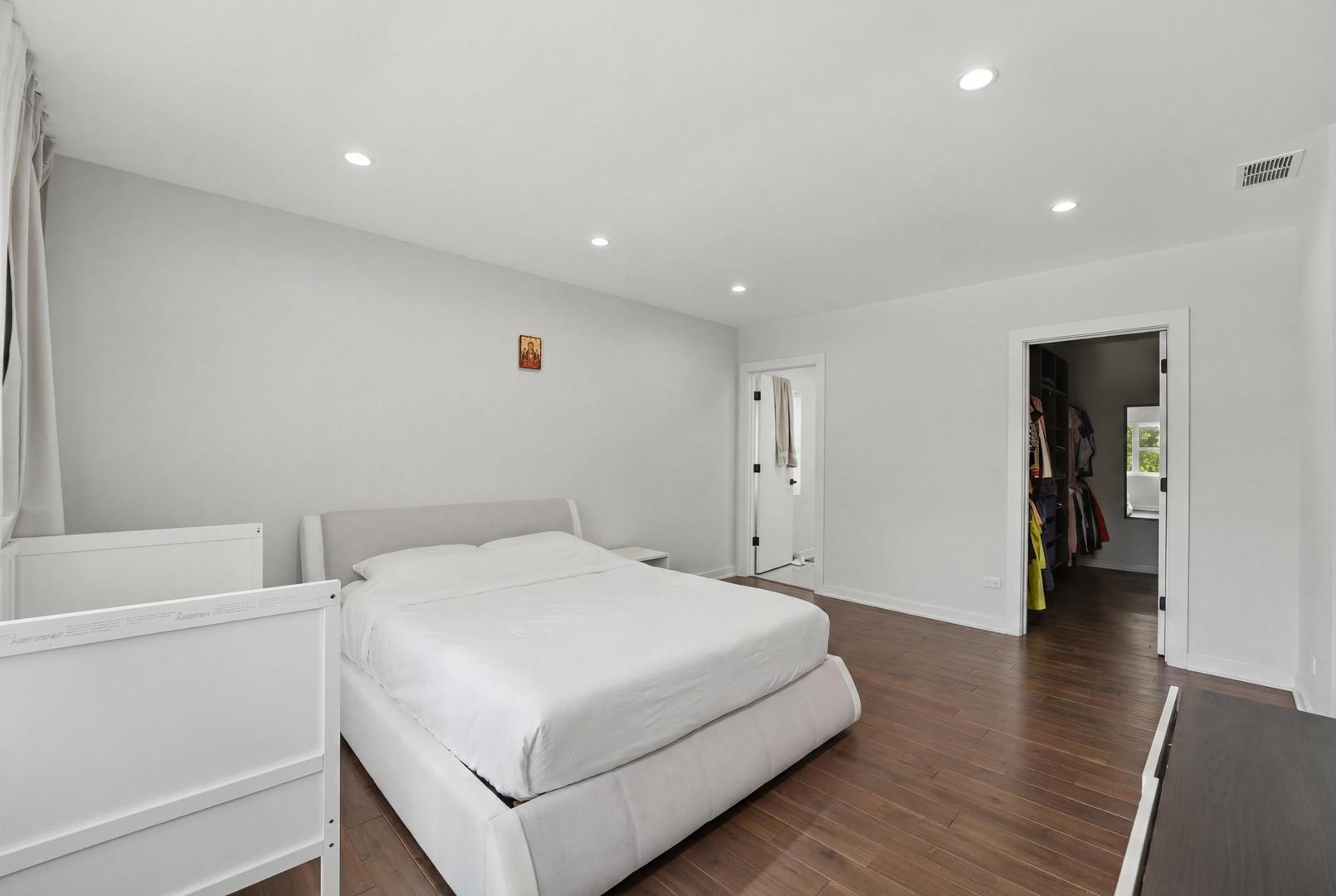 290 E Norman Lane Property Photo 18