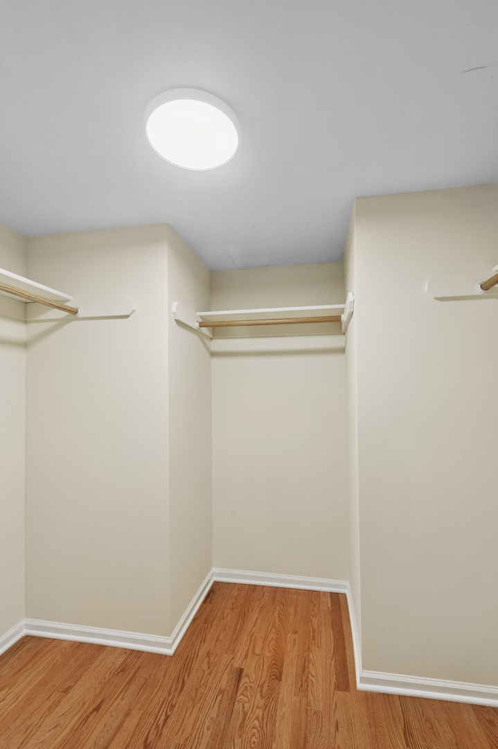 4536 N Sheridan Road 303 Property Photo 23