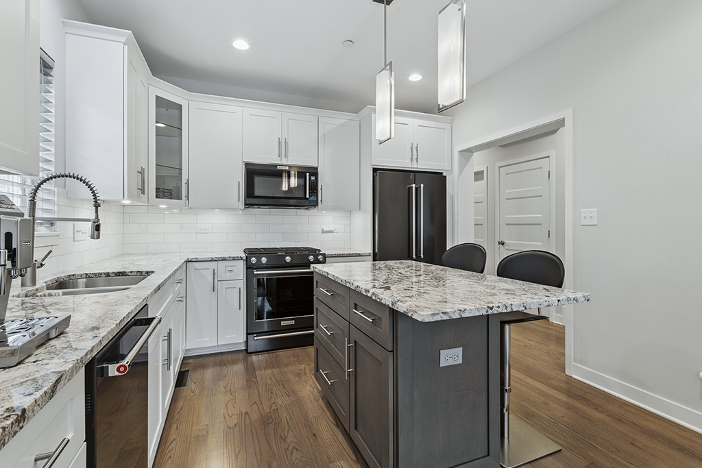 12424 Lacey Drive Property Photo 8