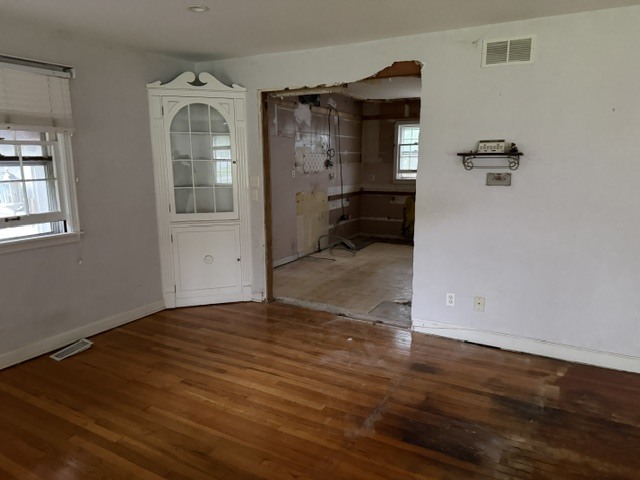 3904 Grove Avenue Property Photo 7