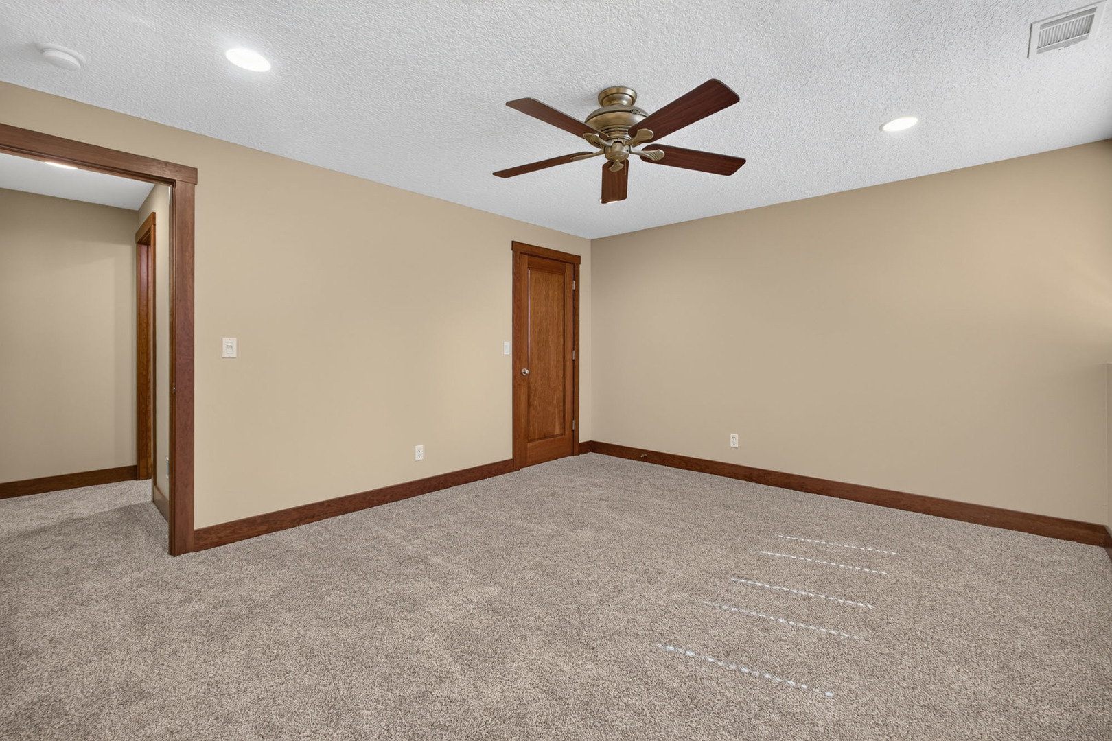 5349 Griffin Lane Property Photo 35