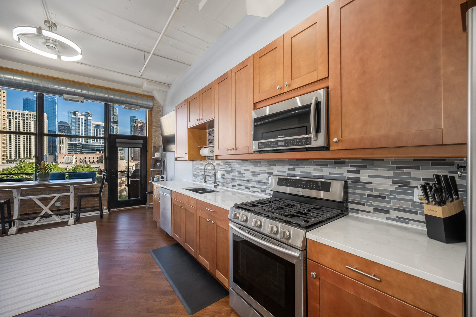 1601 S Michigan Avenue 505 Property Photo 8