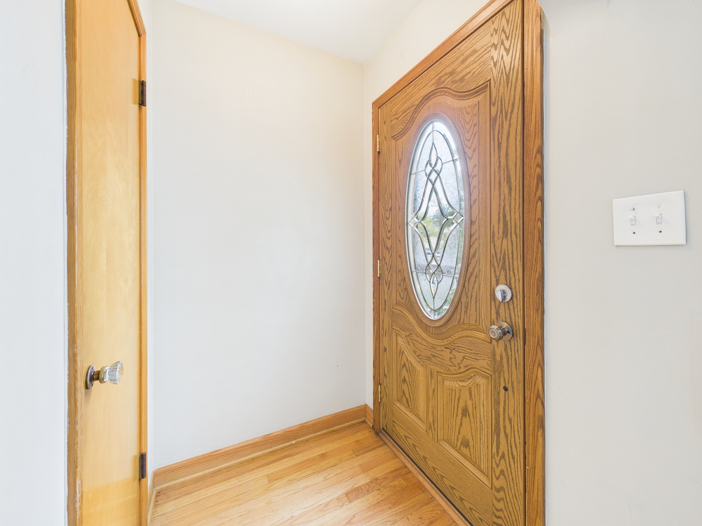 6345 W Peterson Avenue Property Photo 2