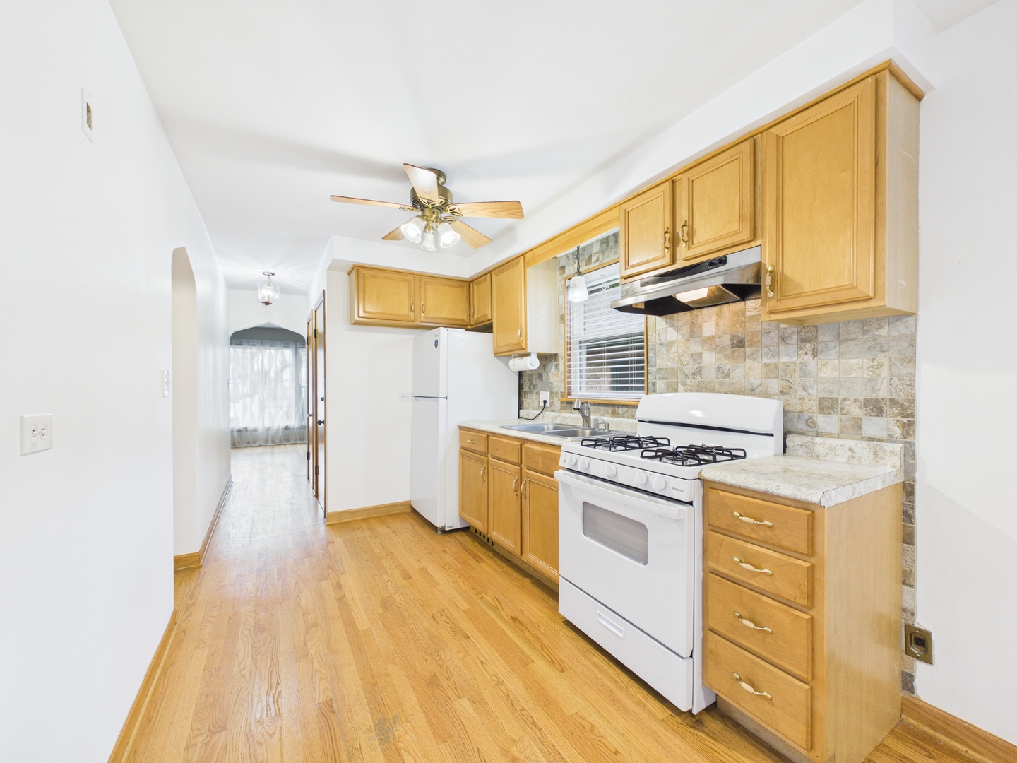 6345 W Peterson Avenue Property Photo 13