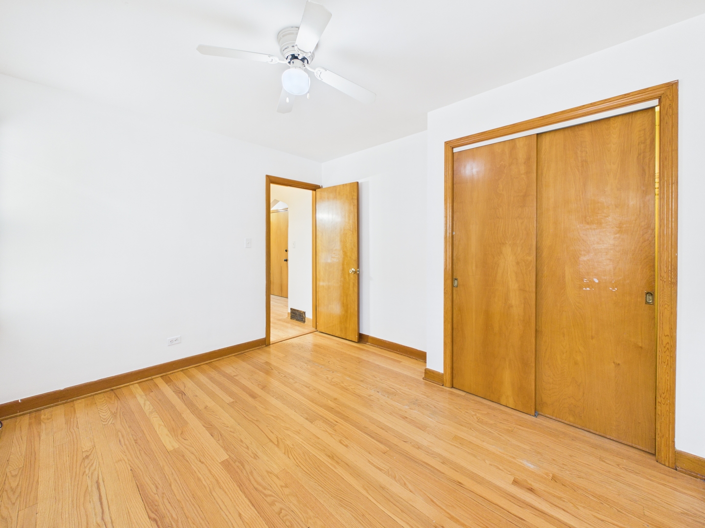 6345 W Peterson Avenue Property Photo 30