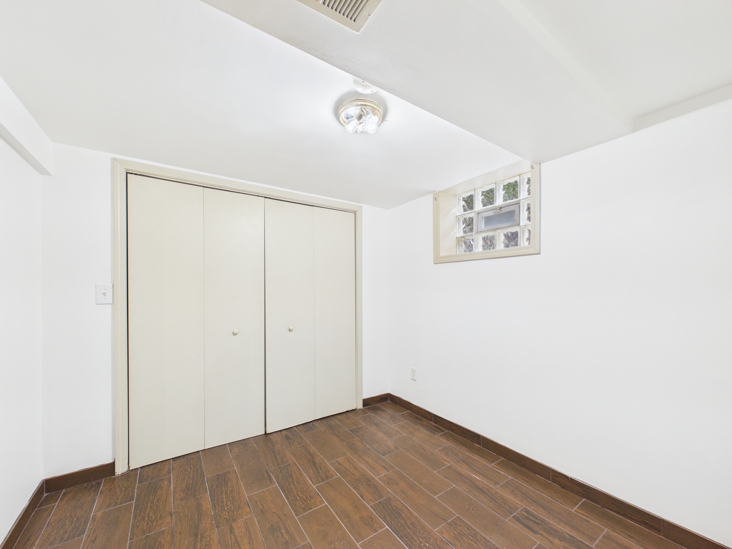 6345 W Peterson Avenue Property Photo 42