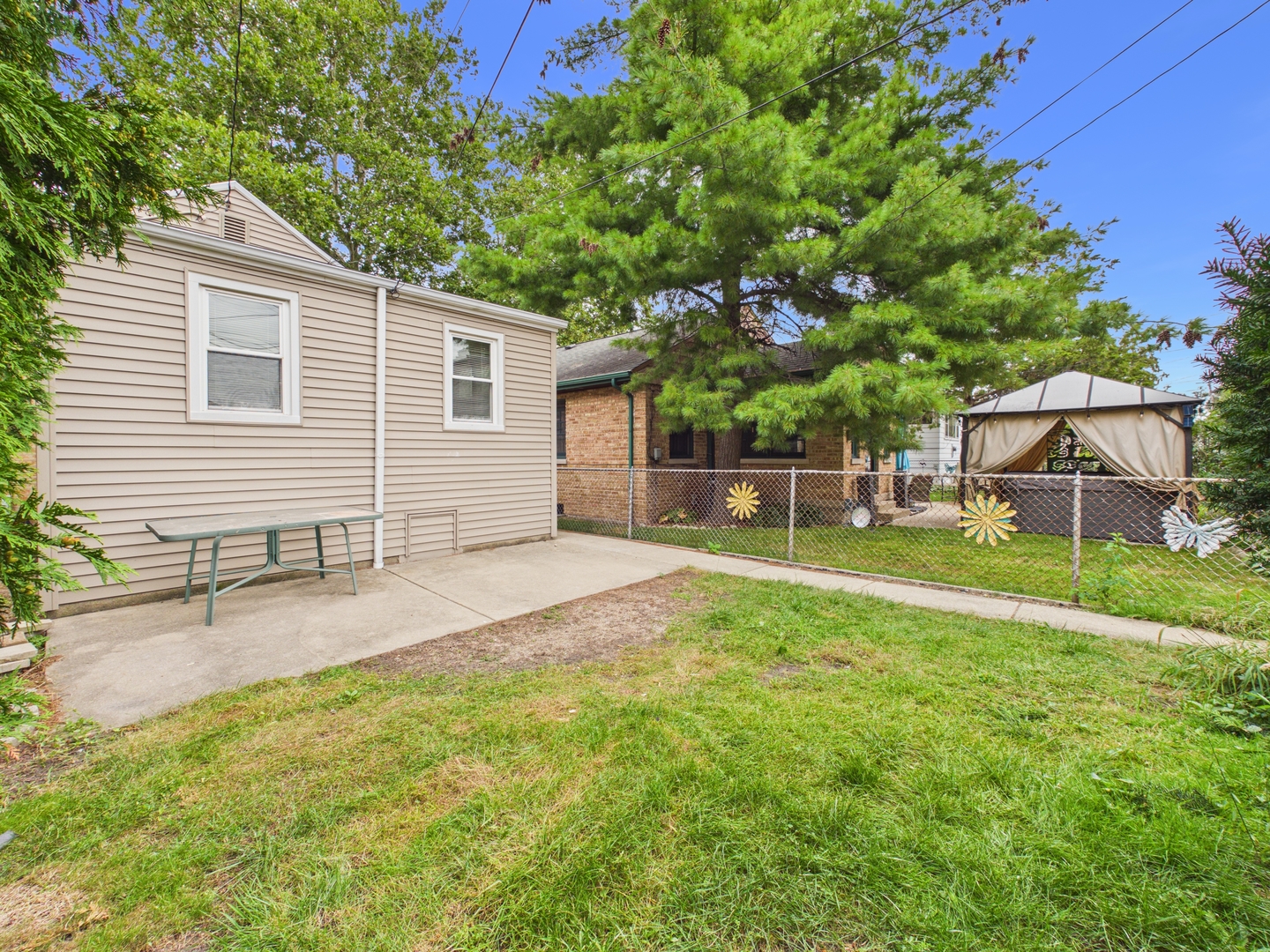 6345 W Peterson Avenue Property Photo 66