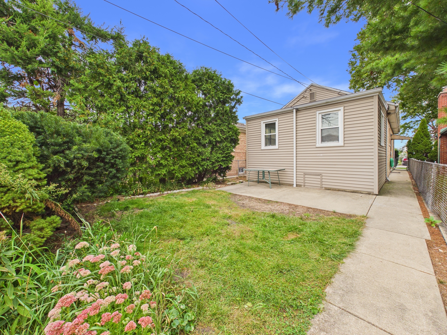 6345 W Peterson Avenue Property Photo 67