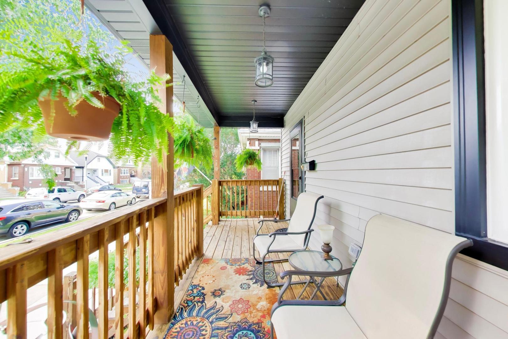 2819 Cuyler Avenue Property Photo 6