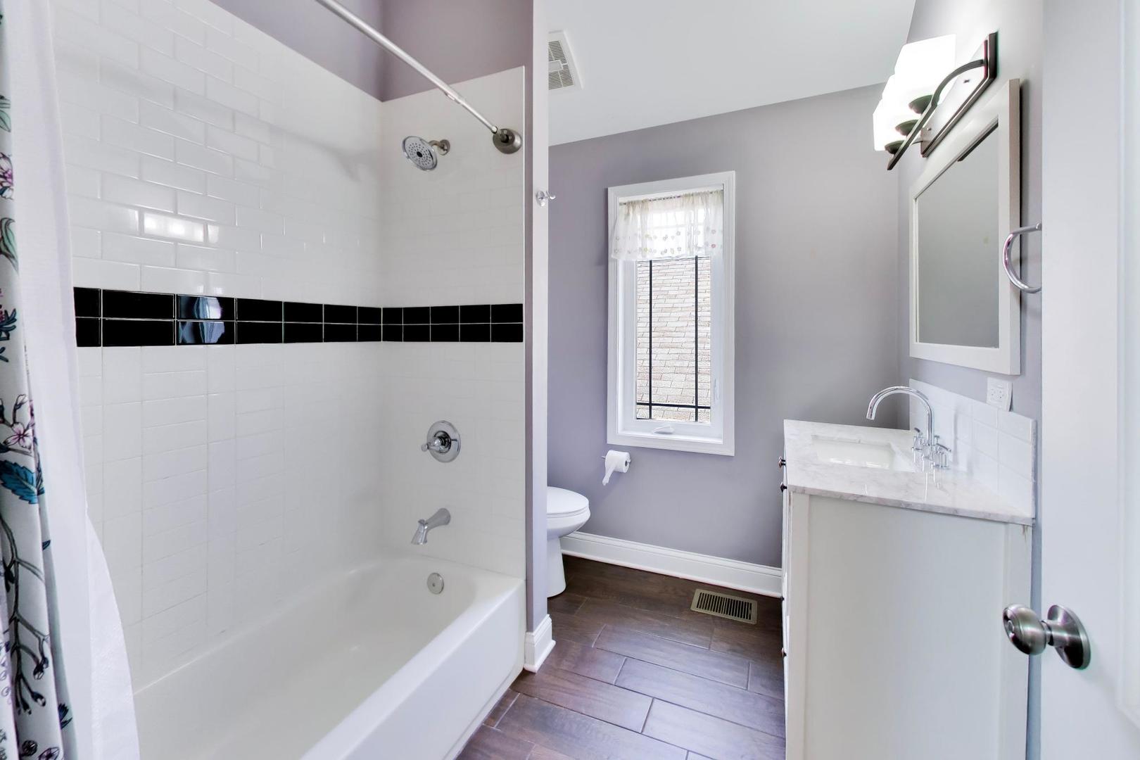 2819 Cuyler Avenue Property Photo 15