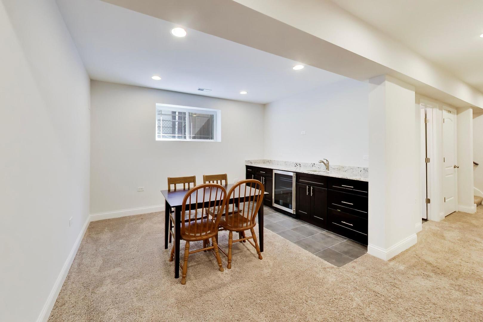 2819 Cuyler Avenue Property Photo 41