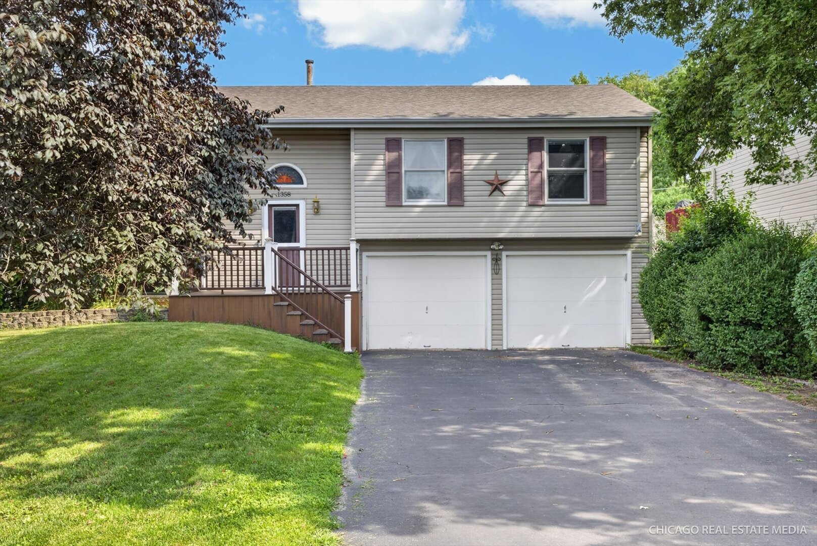 1358 Cottonwood Lane Property Photo 1