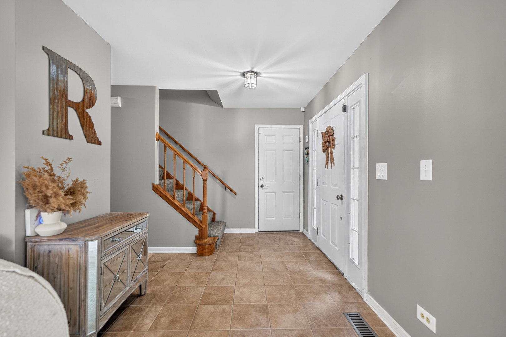 1455 Iris Avenue Property Photo 4