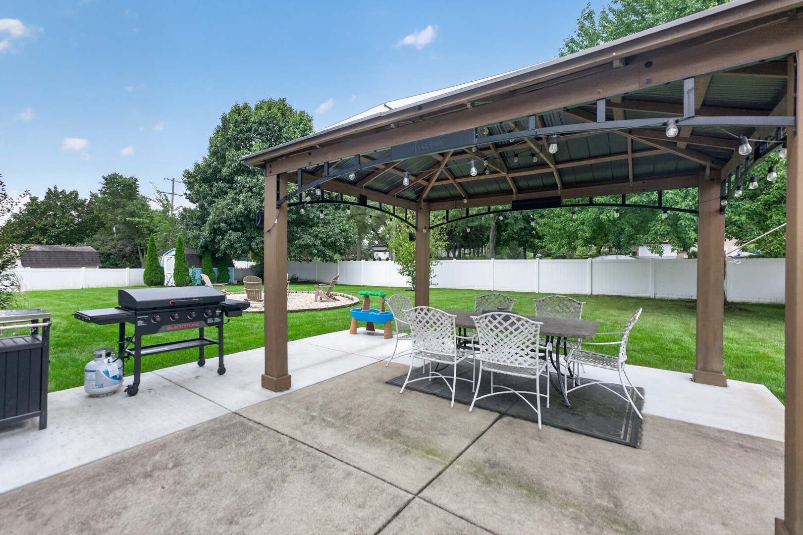 1455 Iris Avenue Property Photo 28