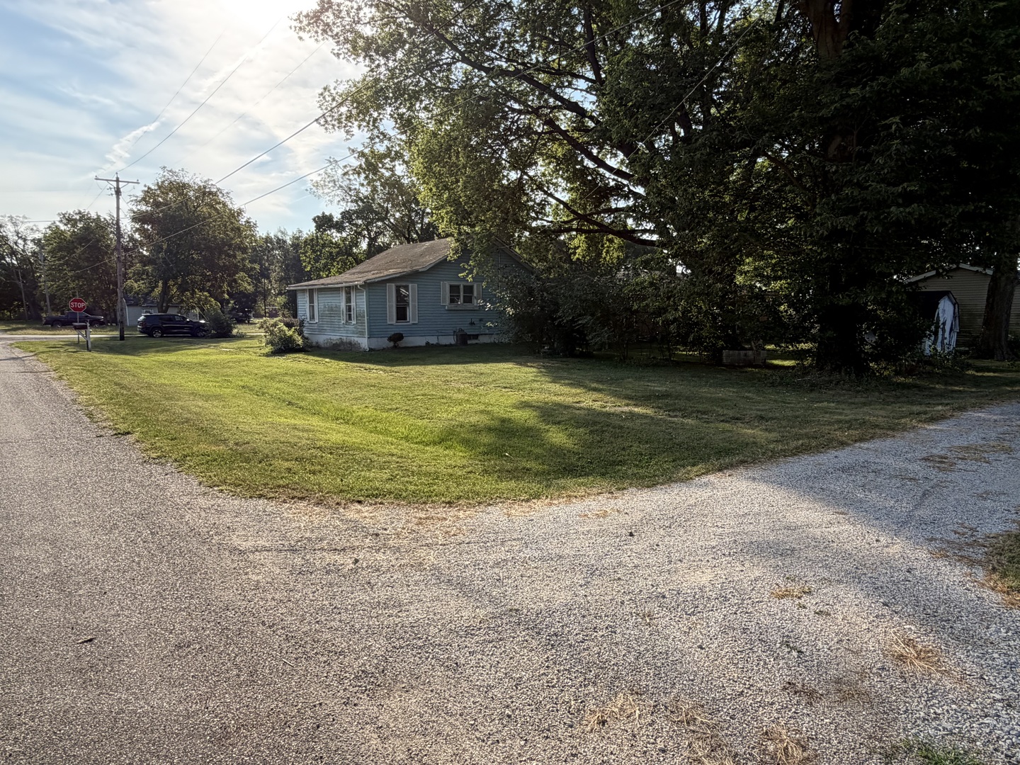 203 S Fuller Street Property Photo 10