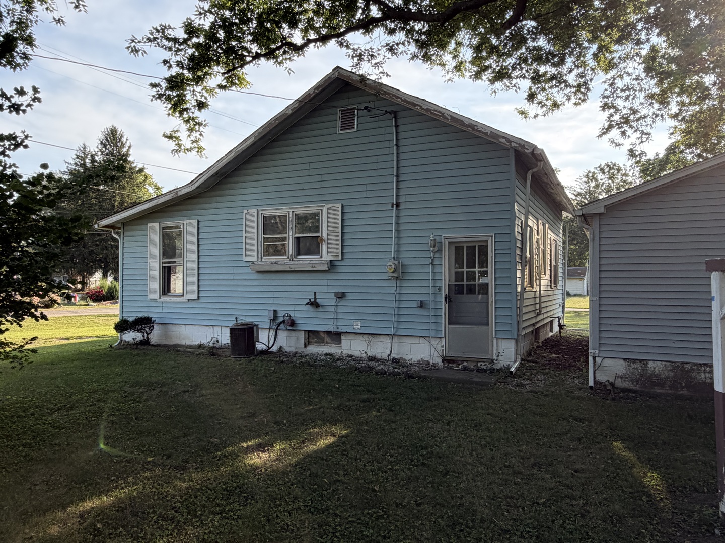 203 S Fuller Street Property Photo 13