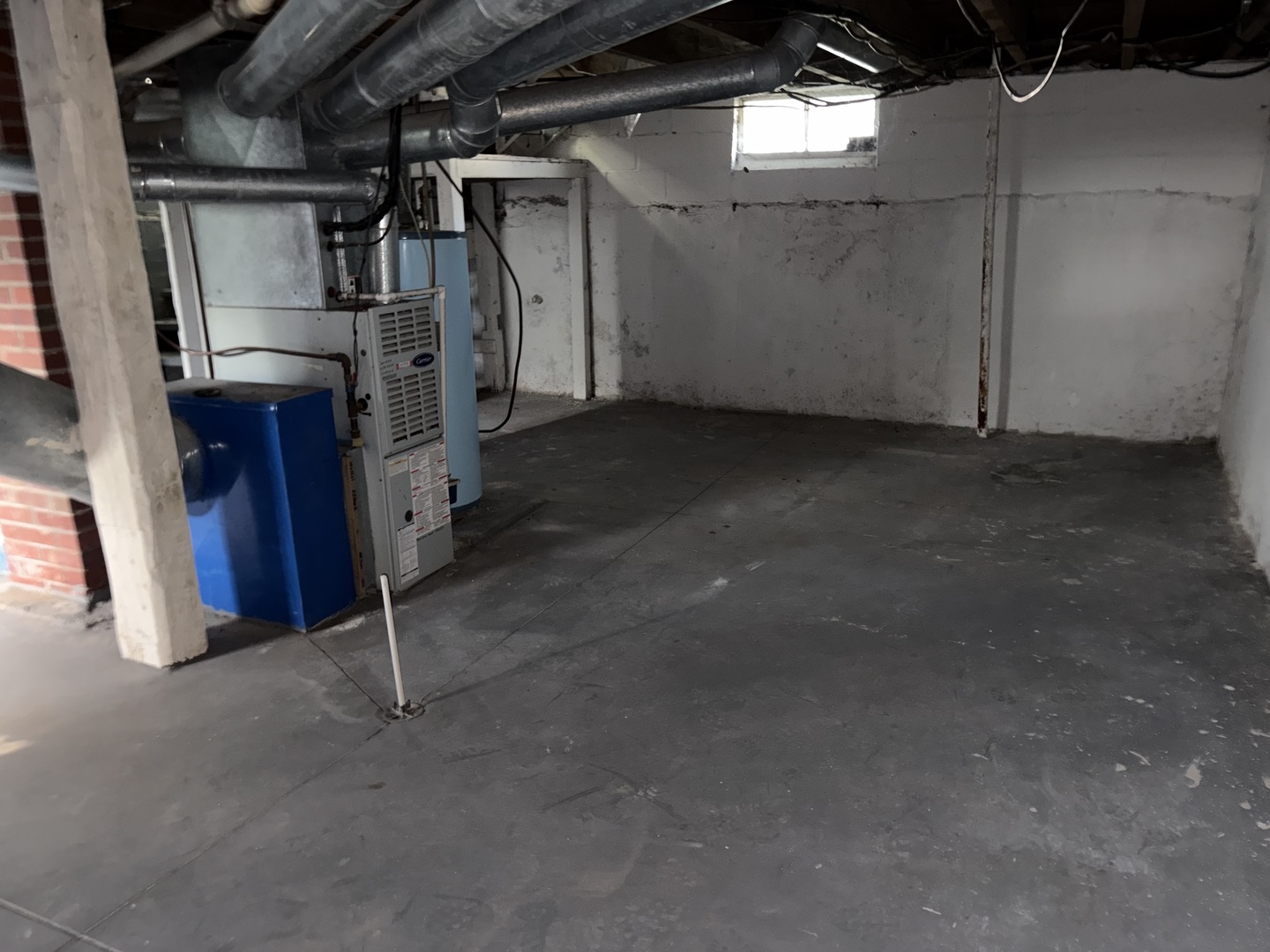 203 S Fuller Street Property Photo 33