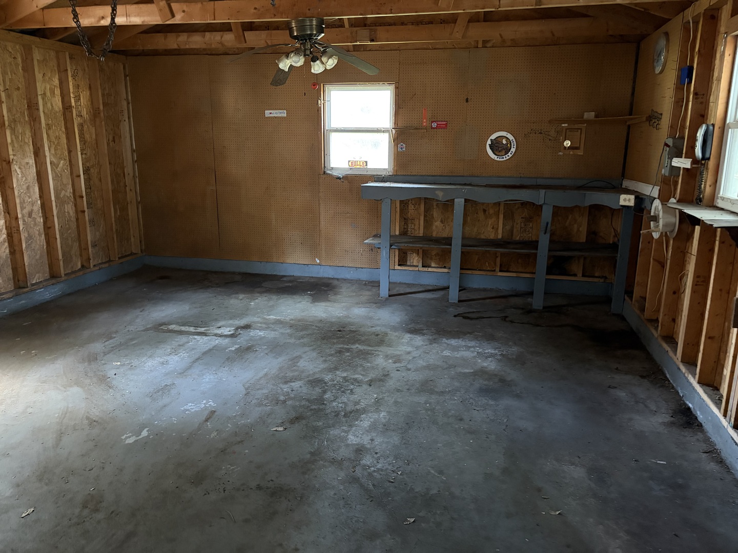 203 S Fuller Street Property Photo 37