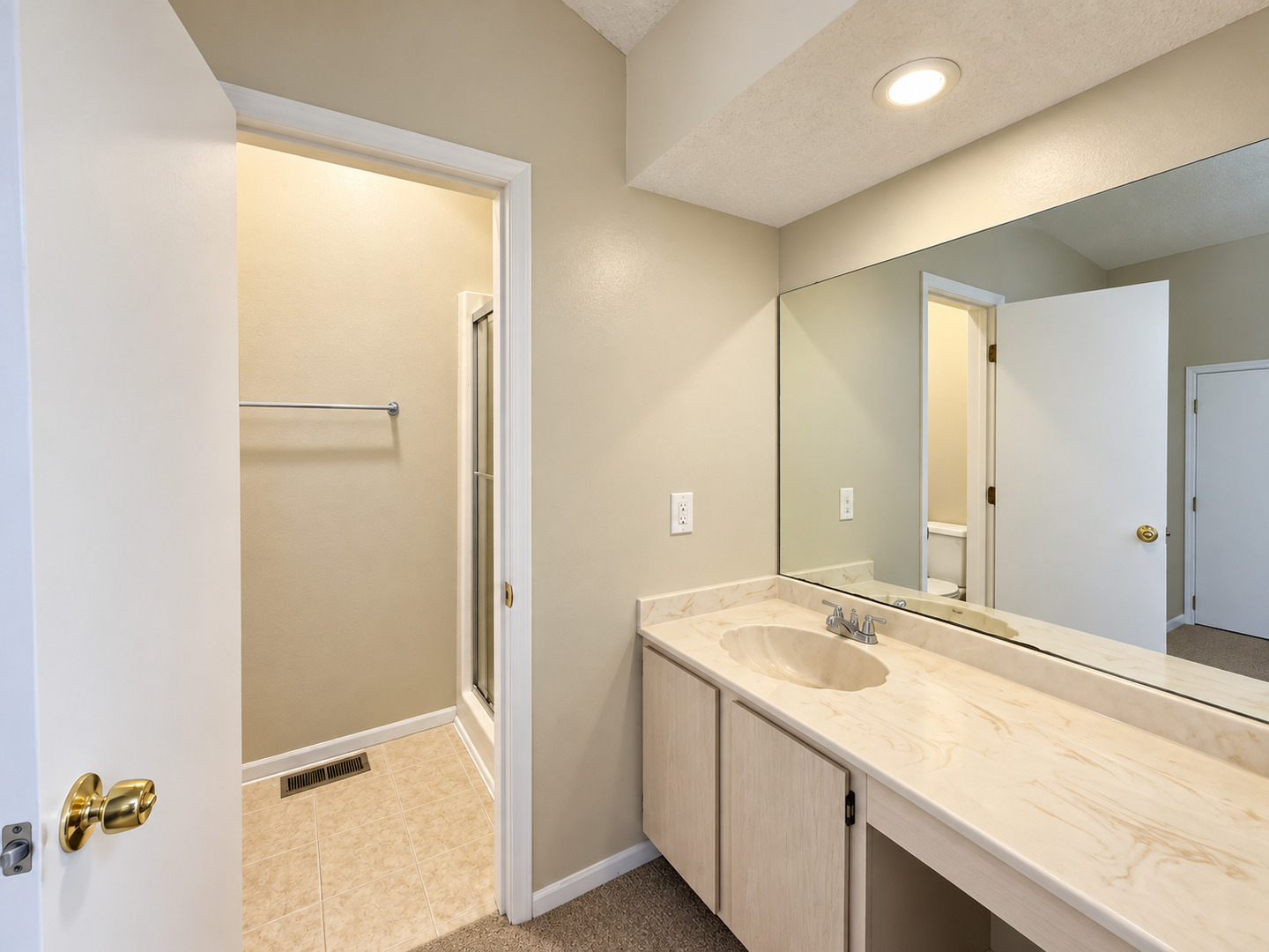 2105 Melrose Drive C Property Photo 12