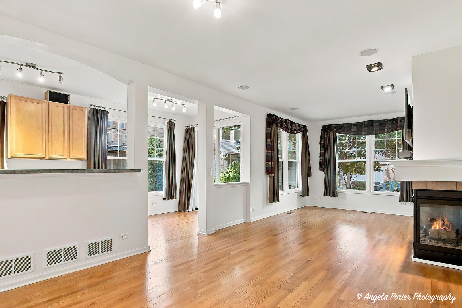 360 Promontory Lane F Property Photo 2