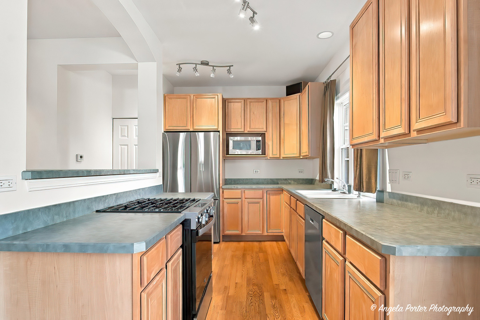 360 Promontory Lane F Property Photo 7