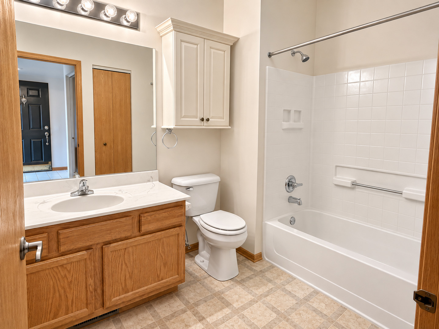 1584 W Ludington Circle Property Photo 14