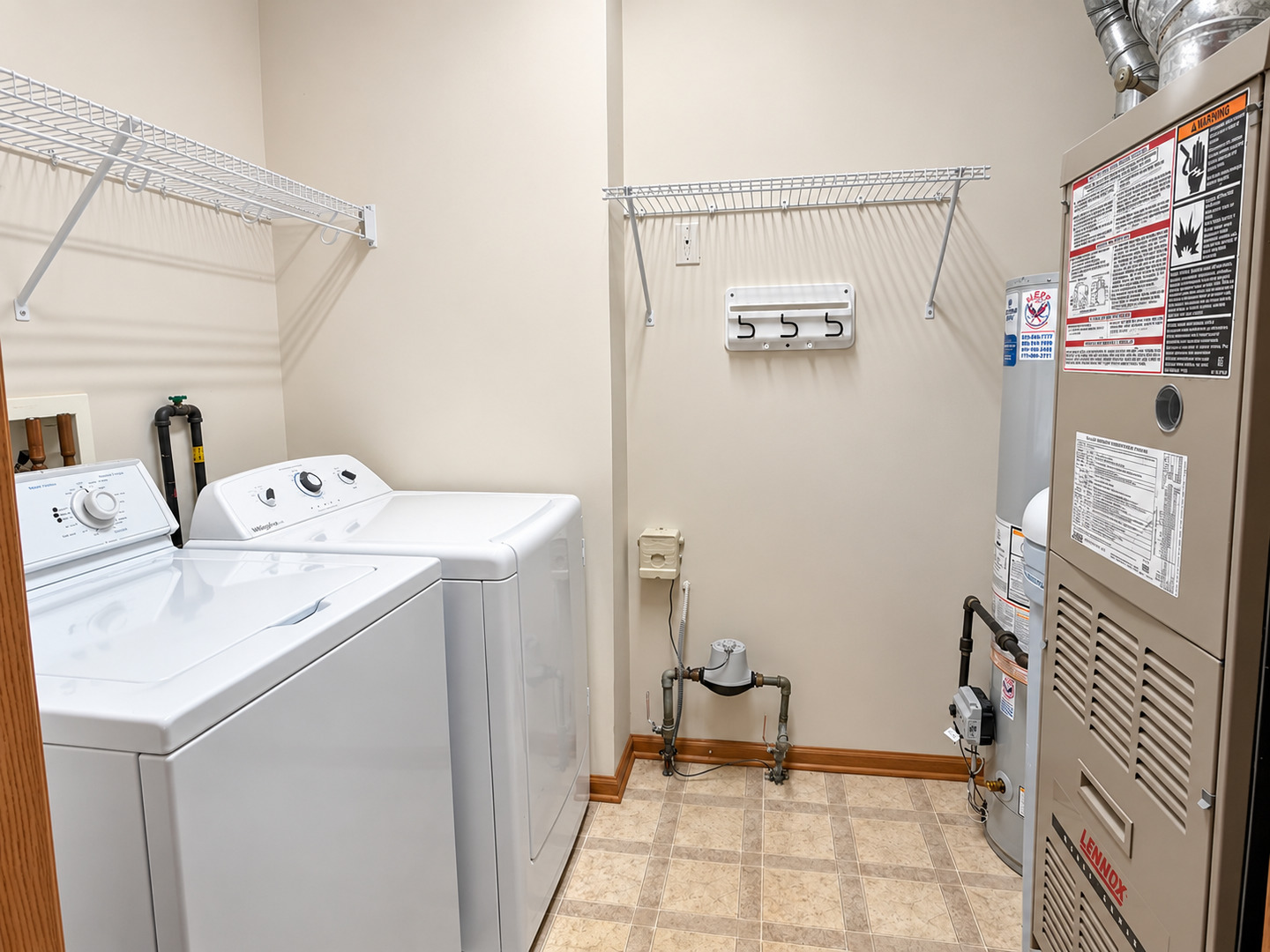1584 W Ludington Circle Property Photo 15