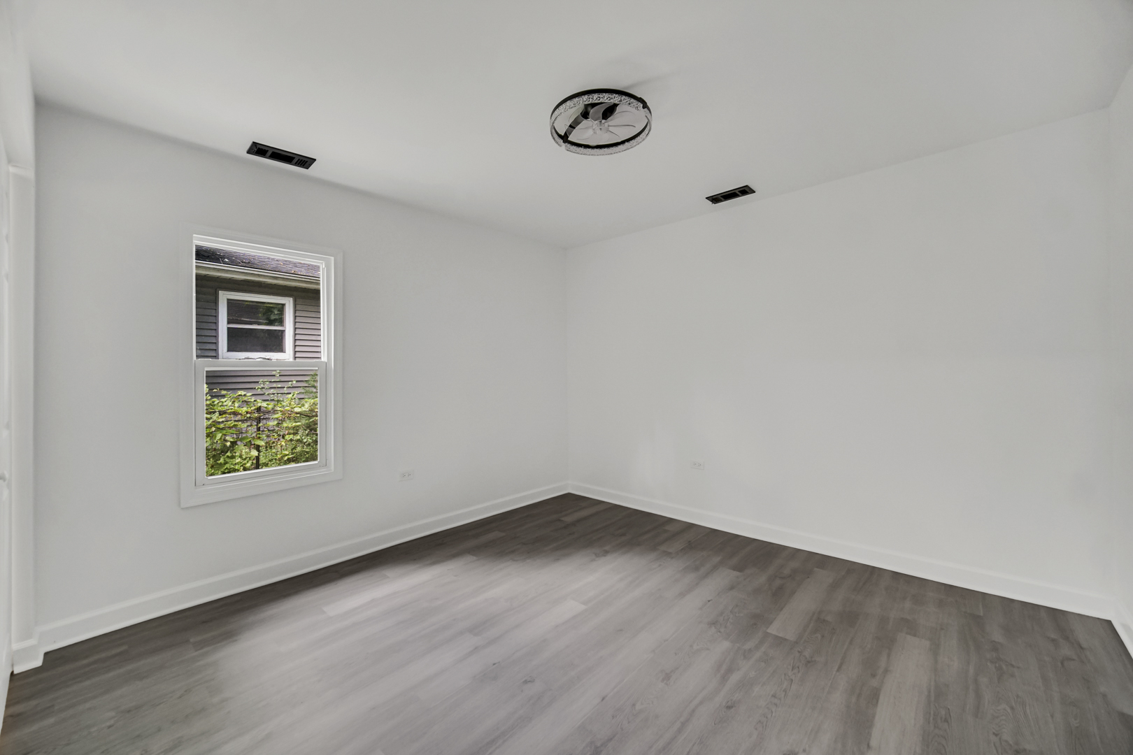 34904 N Carvis Drive Property Photo 9