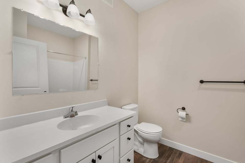 1156 Devils Glen Road 302 Property Photo 6