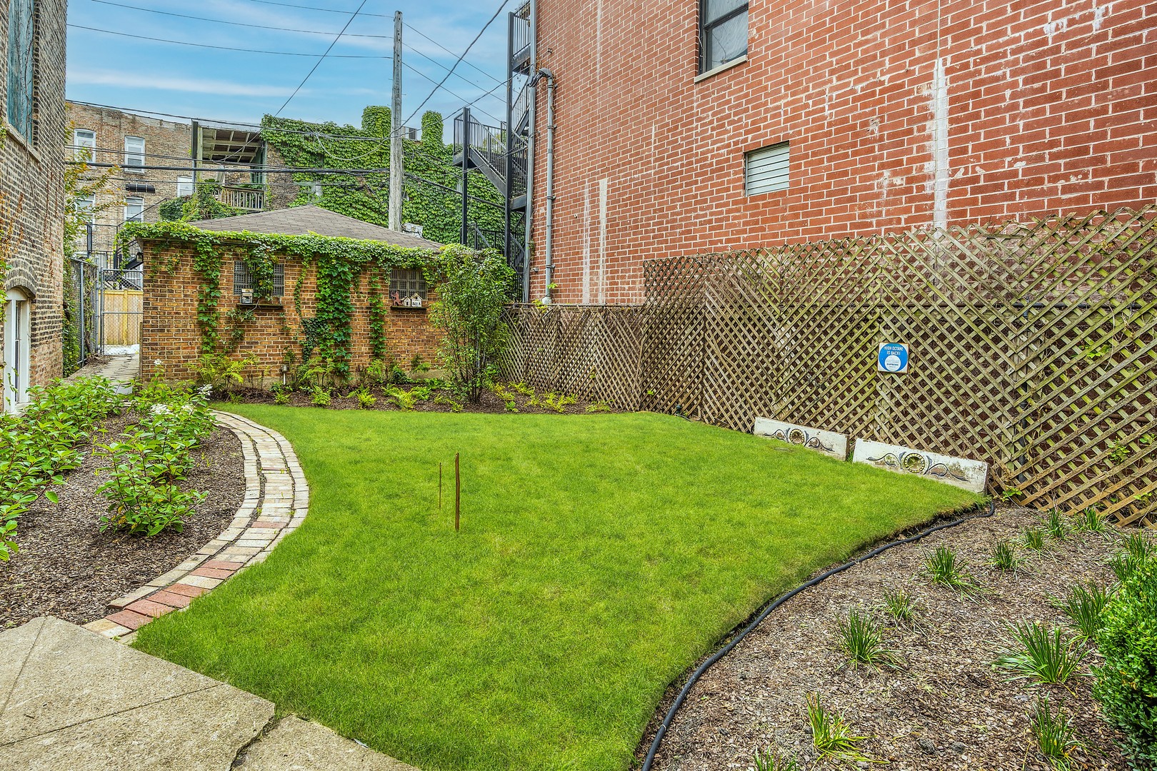2219 W North Avenue Property Photo 30