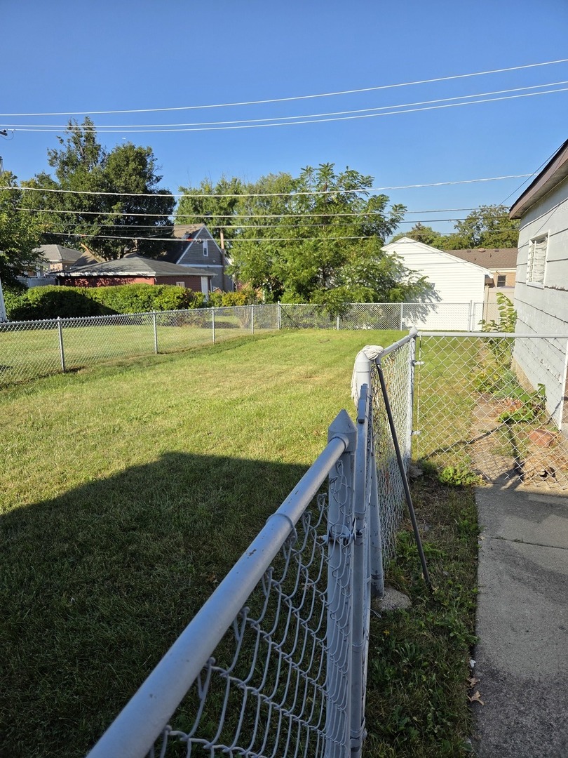 1320 Haase Avenue Property Photo 6