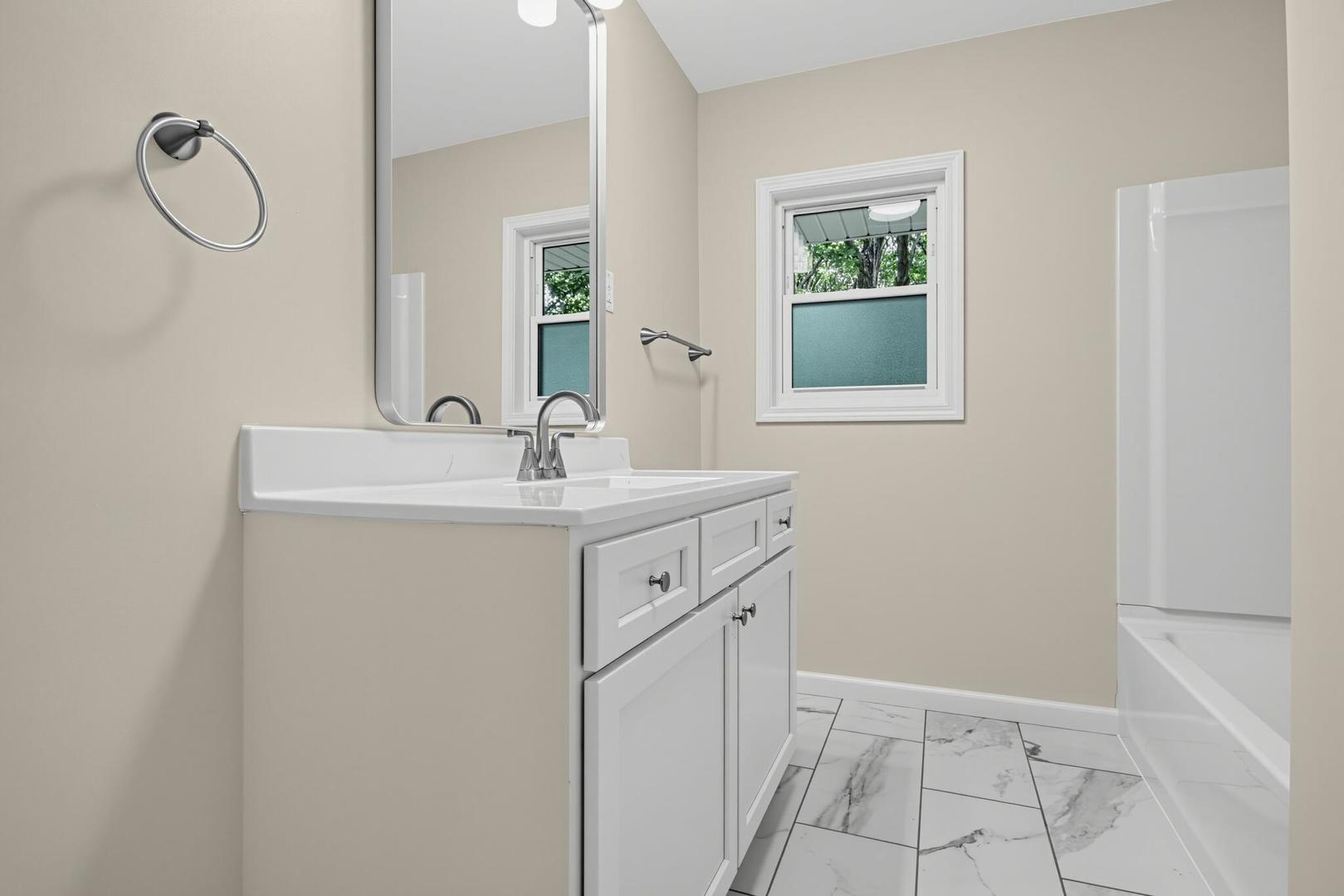 5907 N Elm Lane Property Photo 41
