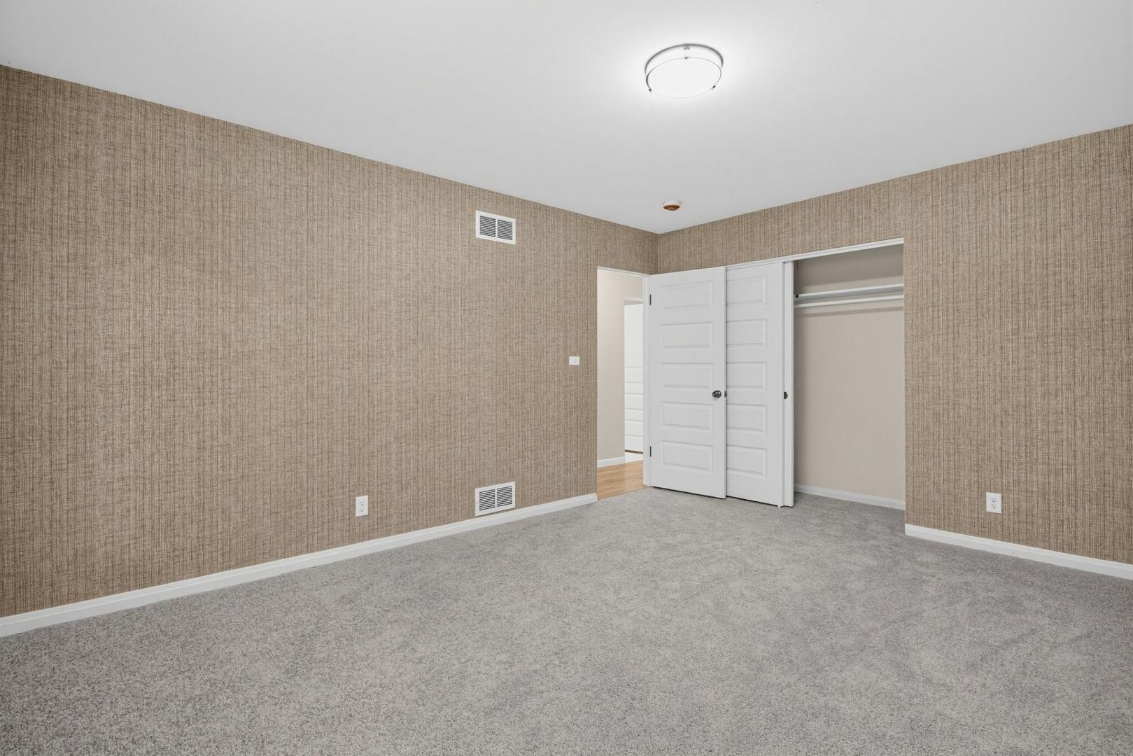 5907 N Elm Lane Property Photo 49
