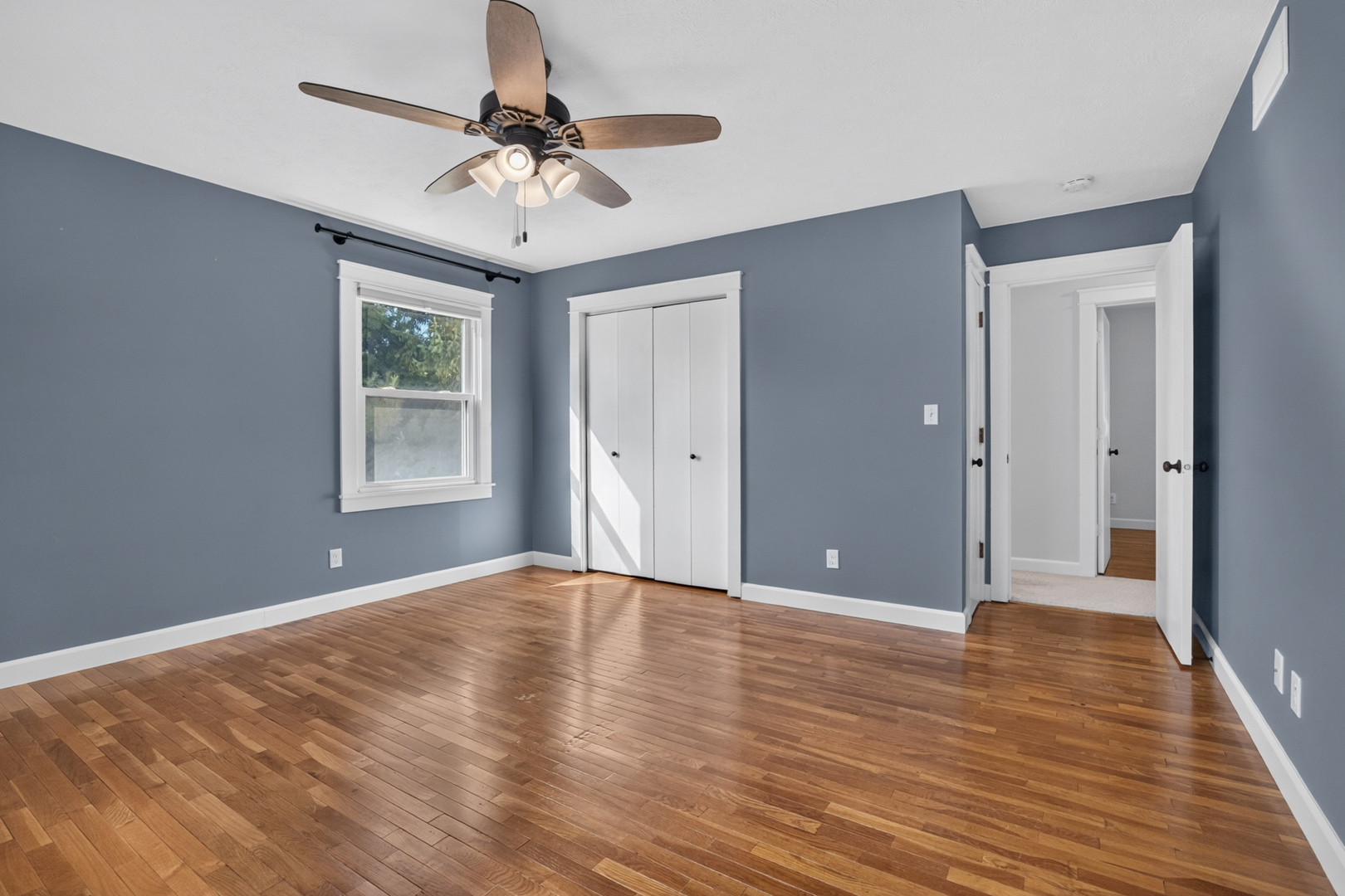 125 S Orr Drive Property Photo 32