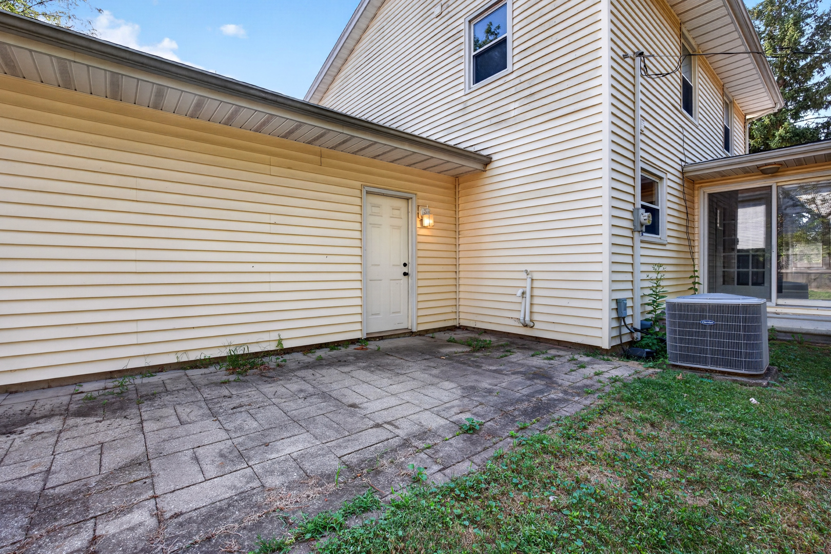 125 S Orr Drive Property Photo 42
